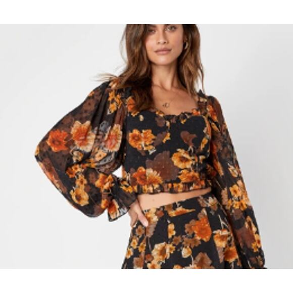 Lulus NWT Remarkable Flair Black Floral Ruffled Balloon Sleeve Crop Top XS - Picture 1 of 5